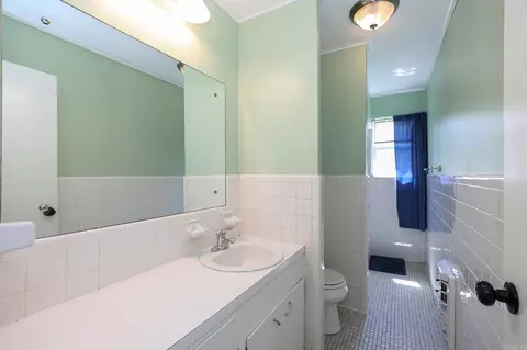 Bath - 1223 Jameson Ave, Benton, AR 72015 photo 5 of 6