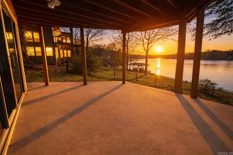 30 Sierra Dr, Hot Springs Village, AR 71909