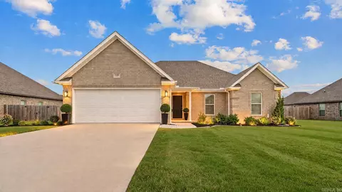 108 Delle Ln, Brookland, AR 72417