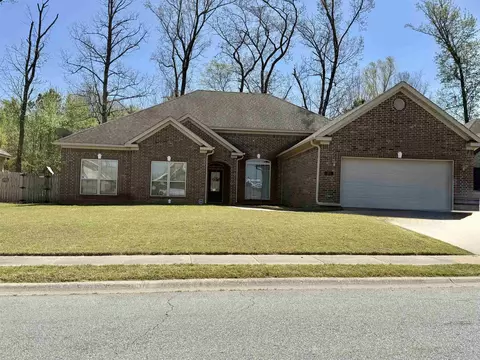 2812 Lynne Ct, Bryant, AR 72022