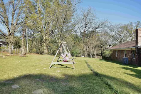 Exterior - 264 Sergeant Ln, Malvern, AR 72104 photo 7 of 11
