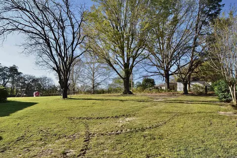 Exterior - 264 Sergeant Ln, Malvern, AR 72104 photo 8 of 11