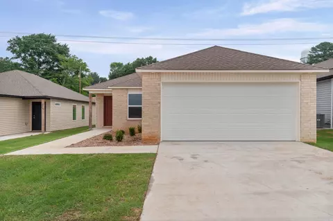 1048 Raven Walk Dr, Benton, AR 72015