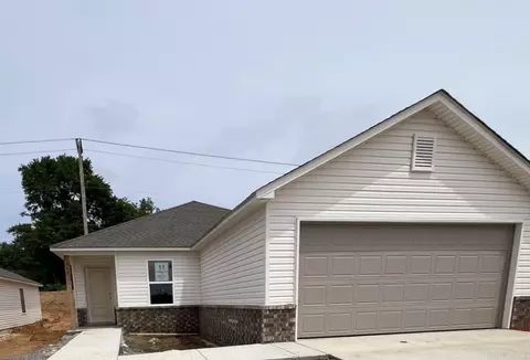 1040 Raven Walk Dr, Benton, AR 72015