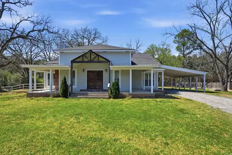 1224 Twin Coves Cir, Greers Ferry, AR 72067