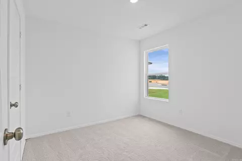 Bedroom - 1028 Raven Walk Dr, Benton, AR 72015 photo 5 of 6
