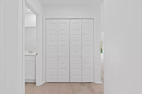 Entry Way - 1028 Raven Walk Dr, Benton, AR 72015 photo 3 of 3