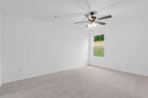 Bedroom - 1028 Raven Walk Dr, Benton, AR 72015 photo 1 of 6