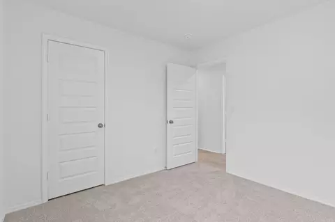 Bedroom - 1028 Raven Walk Dr, Benton, AR 72015 photo 4 of 6