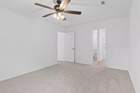Bedroom - 1028 Raven Walk Dr, Benton, AR 72015 photo 2 of 6