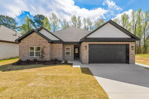 1 Woodhaven Ct, Jacksonville, AR 72076