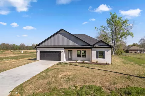 207 E Florida, Beebe, AR 72012 photo 4