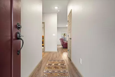 Entry Way - 2913 Gillis, Benton, AR 72015 photo 1 of 1