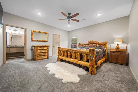 Bedroom - 2913 Gillis, Benton, AR 72015 photo 2 of 8