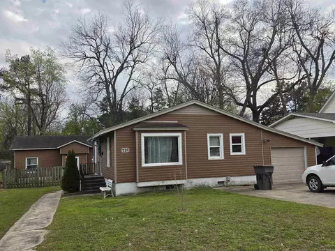 712 714 W Main St, Paragould, AR 72450
