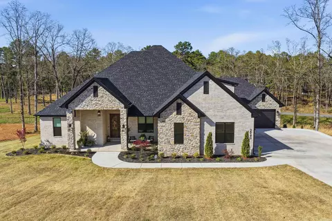 2940 Orchard View Dr, Conway, AR 72034