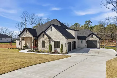 Exterior - 2940 Orchard View Dr, Conway, AR 72034 photo 10 of 10