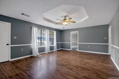 Living - 801 Kamak Dr, Beebe, AR 72012 photo 1 of 3
