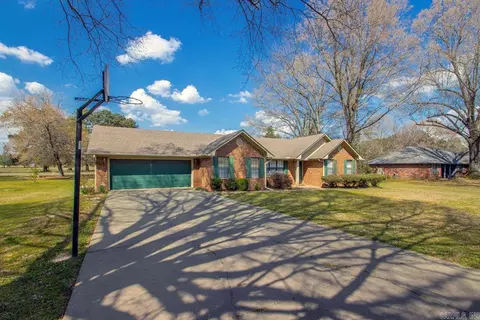 Exterior - 801 Kamak Dr, Beebe, AR 72012 photo 2 of 8