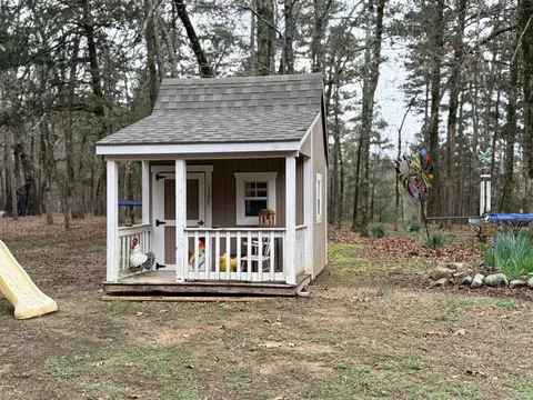 Exterior - 121 Neva Ln, Pine Ridge, AR 71961 photo 6 of 11