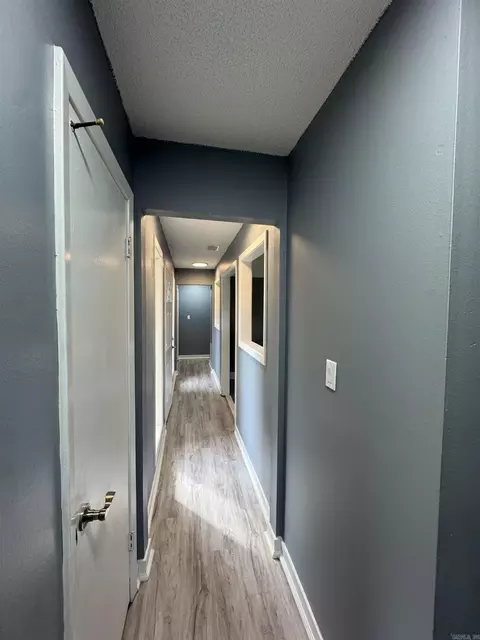 Entry Way - 5923 Davis Dr, Pine Bluff, AR 71603 photo 1 of 1