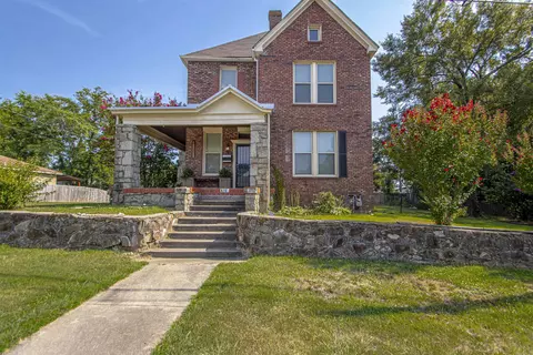 1201 W 35th St, Little Rock, AR 72206