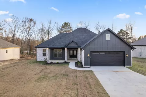 220 Michelle Dr, Beebe, AR 72012