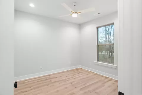 Bedroom - 220 Michelle Dr, Beebe, AR 72012 photo 7 of 8