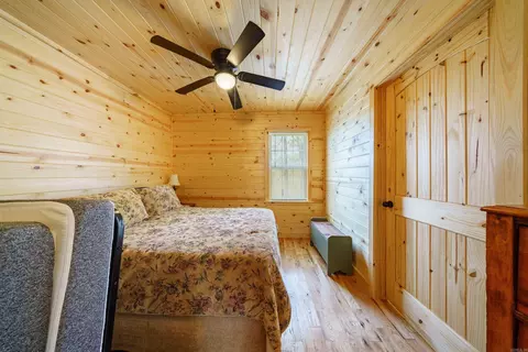 Bedroom - 7473 Meadow Creek Rd, Fox, AR 72051 photo 2 of 2