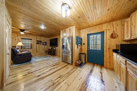 Entry Way - 7473 Meadow Creek Rd, Fox, AR 72051 photo 2 of 2