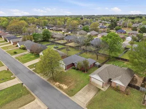 View/Area - 4430 Oregon Trl, Conway, AR 72034 photo 4 of 6