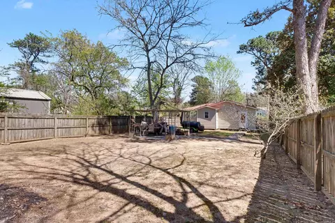 Exterior - 1623 Dixie, Benton, AR 72015 photo 4 of 5