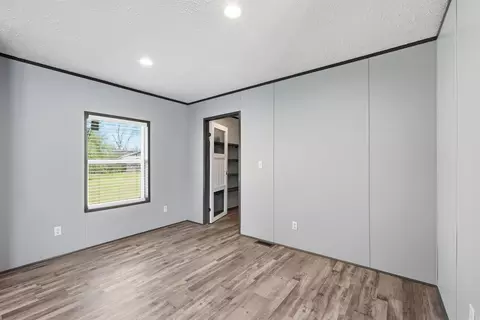 Bedroom - 11001 River Trail Dr, Scott, AR 72142 photo 1 of 4