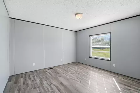 Bedroom - 11001 River Trail Dr, Scott, AR 72142 photo 2 of 4
