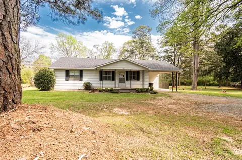 Exterior - 343 E Willis Ave, Monticello, AR 71655 photo 2 of 5