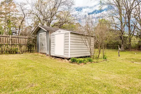 Exterior - 343 E Willis Ave, Monticello, AR 71655 photo 5 of 5