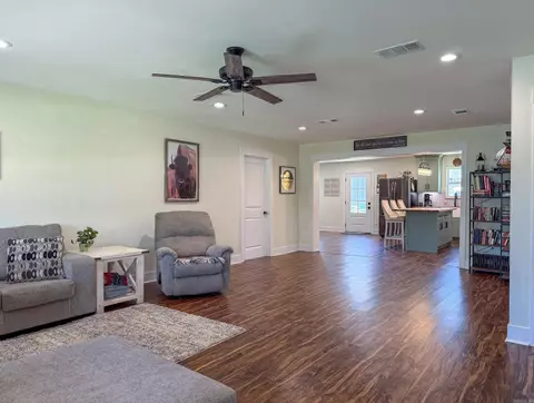 7991 Carrie Dr, Benton, AR 72019 photo 5