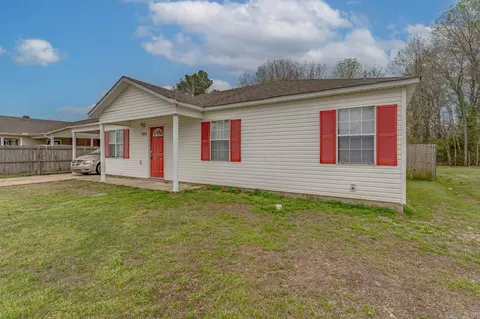 Exterior - 604 Meadow Ln, Paragould, AR 72450 photo 2 of 8