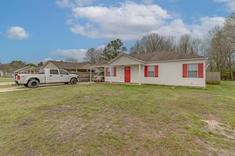 Exterior - 604 Meadow Ln, Paragould, AR 72450 photo 3 of 8