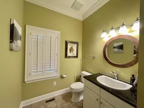 Bath - 157 N Spring St, Melbourne, AR 72556 photo 10 of 10