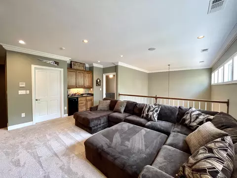 Living - 157 N Spring St, Melbourne, AR 72556 photo 4 of 4