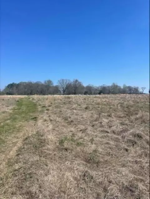 000 Holland Rd, Hickory Plains, AR 72176