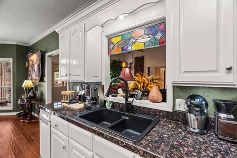 Kitchen - 1940 Royal, Conway, AR 72034 photo 3 of 5