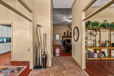 Entry Way - 1940 Royal, Conway, AR 72034 photo 3 of 4