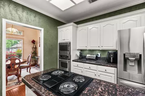 Kitchen - 1940 Royal, Conway, AR 72034 photo 4 of 5