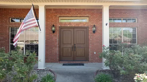 Entry Way - 1940 Royal, Conway, AR 72034 photo 1 of 4