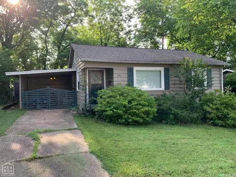 1102 Turner St, Jonesboro, AR 72401