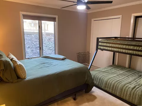 Bedroom - 46 Peninsula Dr # B, Mount Ida, AR 71957 photo 3 of 6