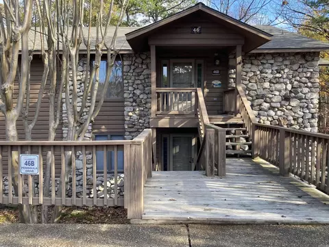 46 Peninsula Dr # B, Mount Ida, AR 71957