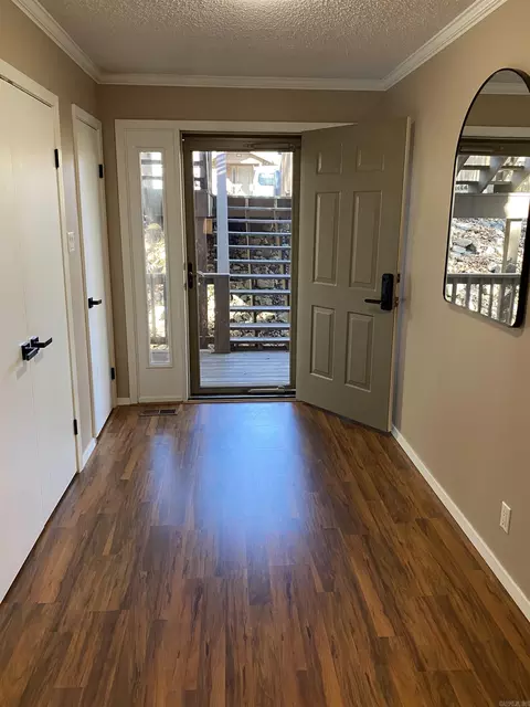 Entry Way - 46 Peninsula Dr # B, Mount Ida, AR 71957 photo 1 of 1